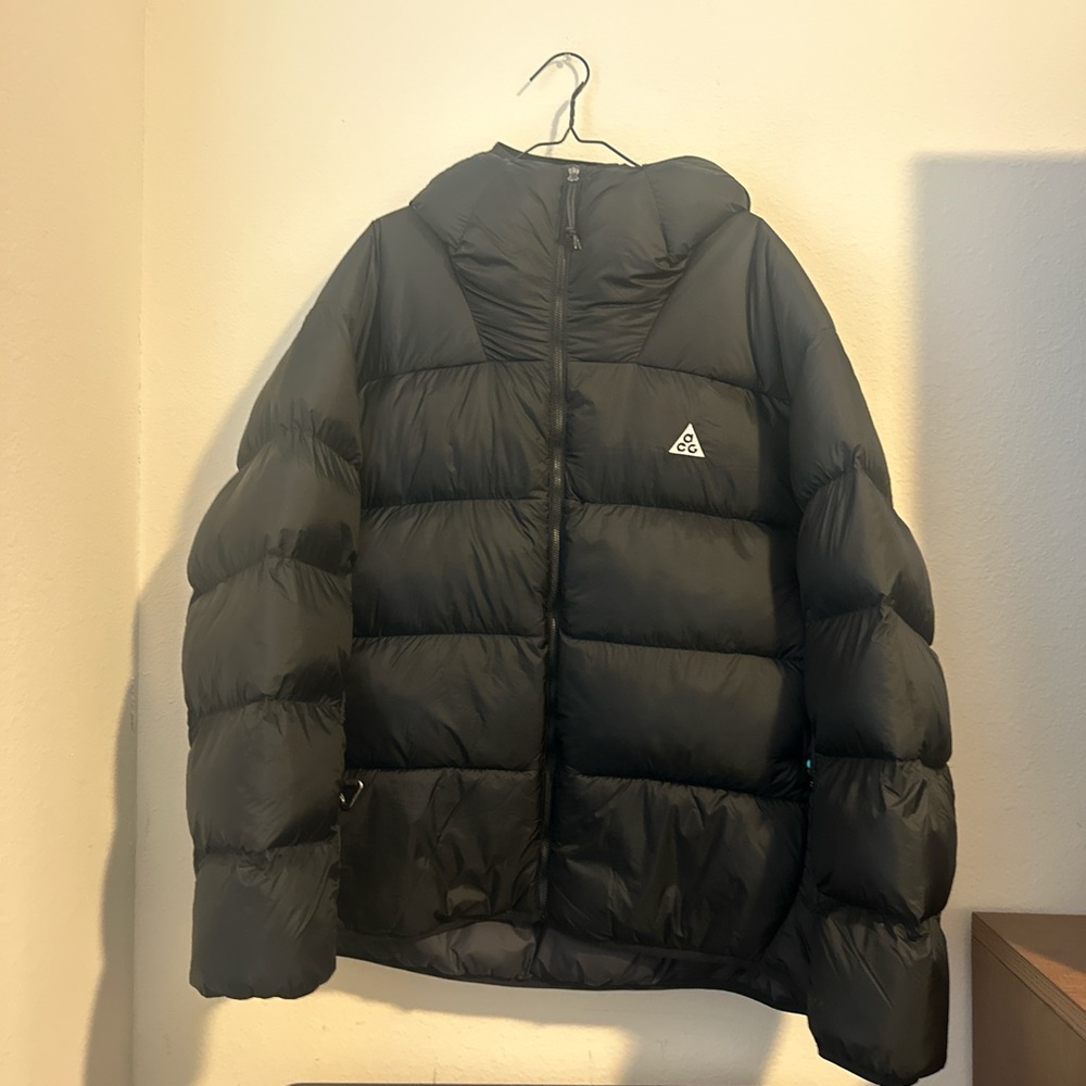 Nike ACG "Lunar Lake" Puffer Jacket